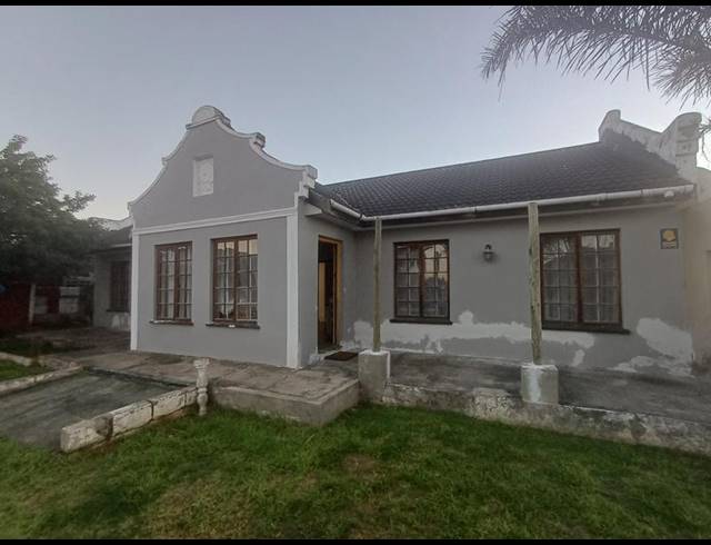 4 BEDROOM HOUSE FOR SALE IN MOUNTAIN VIEW